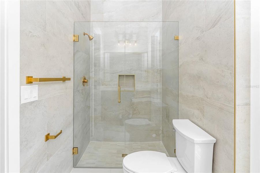 Furnished interior view inside a new home in , Orlando (Image 30).