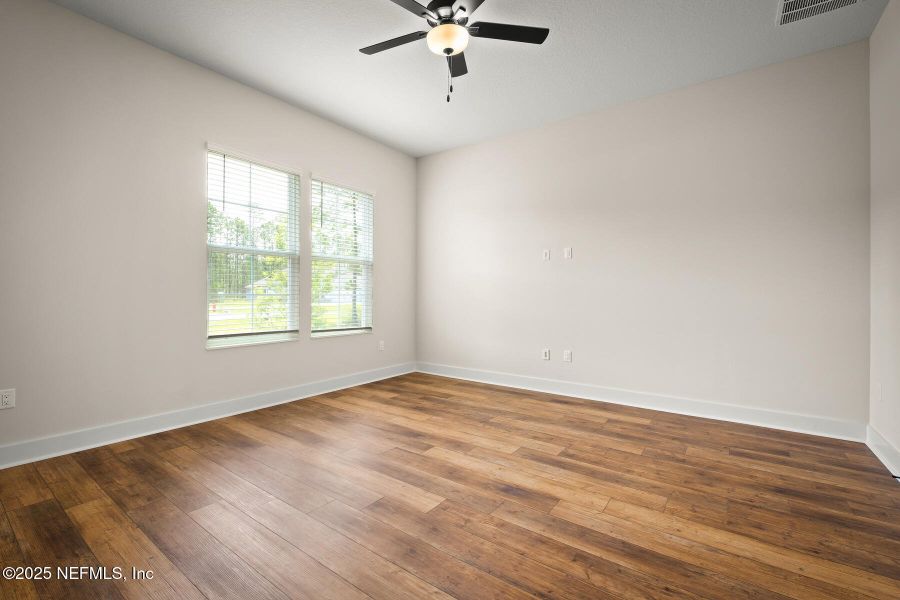 Spacious, unfurnished interior of a new home in , Hilliard (Image 13).