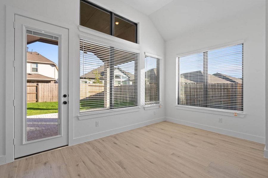 Spacious, unfurnished interior of a new home in Artavia, Conroe (Image 13). Spacious, unfurnished interior of a new home in Artavia, Conroe (Image 13).