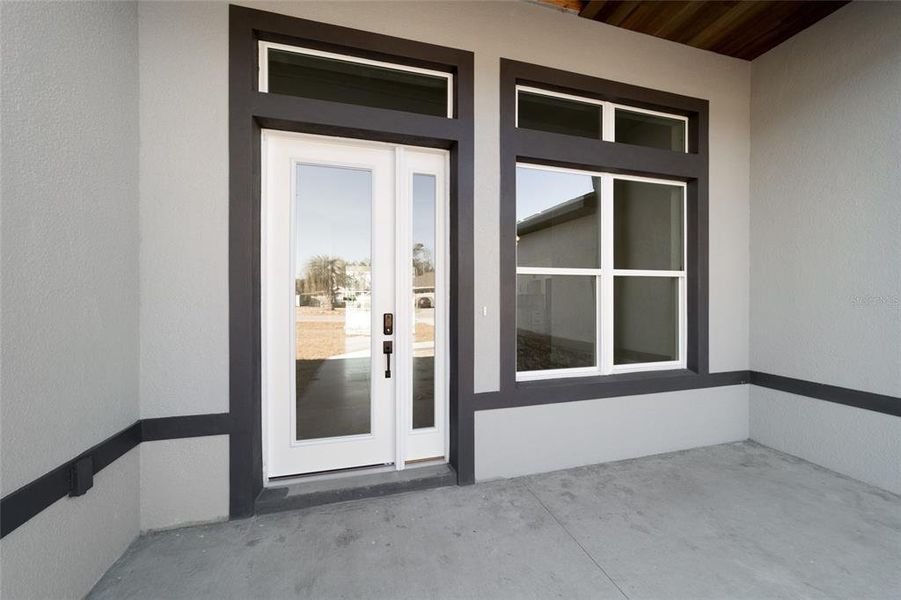 Exterior details and patio area of a home in , Ocala (Image 3).