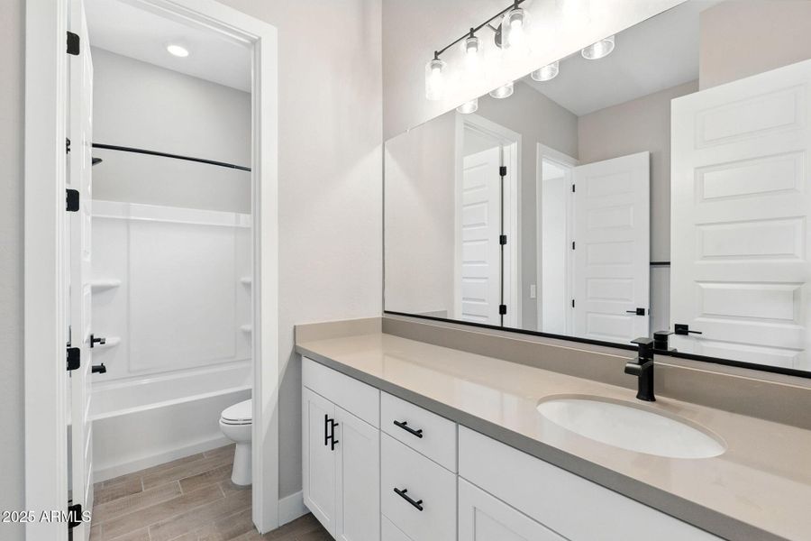 38-web-or-mls-Desert-38 38-web-or-mls-Desert-38