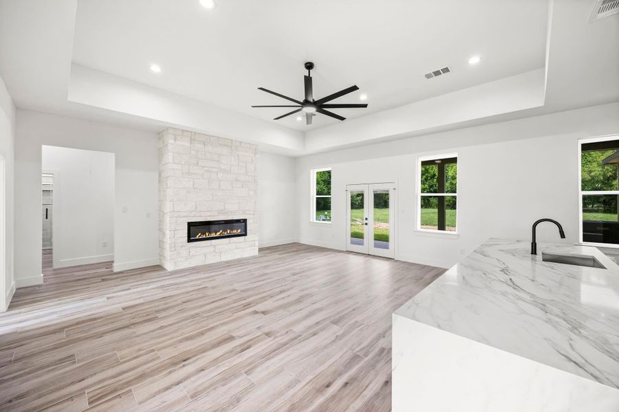 Spacious, unfurnished interior of a new home in , Dayton (Image 19).