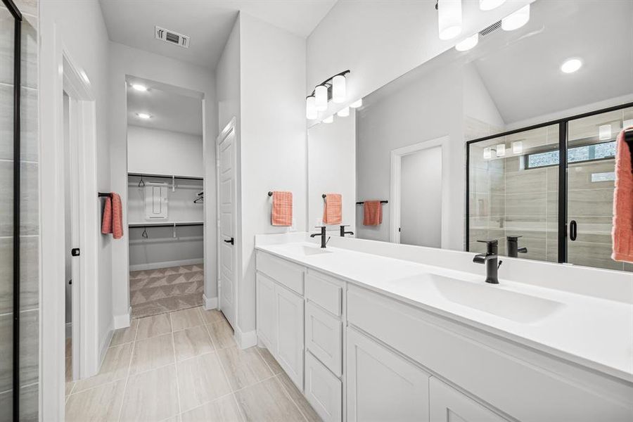 Furnished interior view inside a new home in Creekshaw – Gardens, Royse City (Image 4).