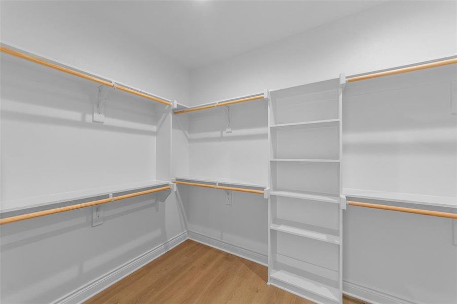 Spacious, unfurnished interior of a new home in , Greenville (Image 17).