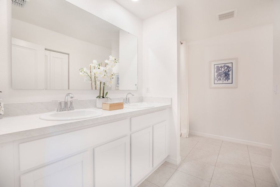 Representative furnished interior of a home built from the Marigold by Maronda Homes in Coastal Communities, Edgewater (Image 14).