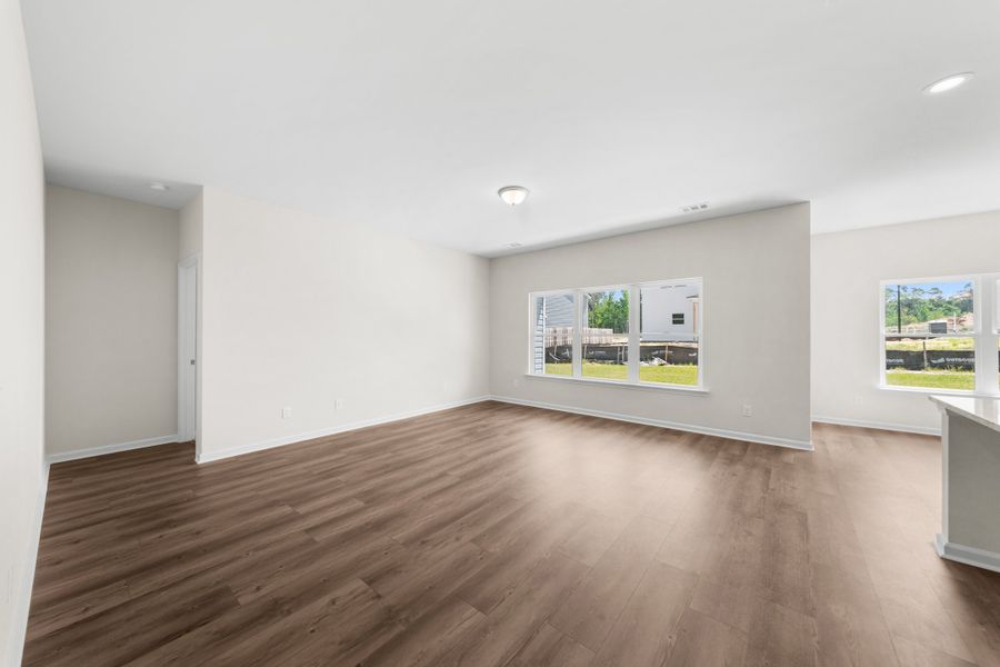 Spacious, unfurnished interior of a new home in Belair East, Statesboro (Image 15).