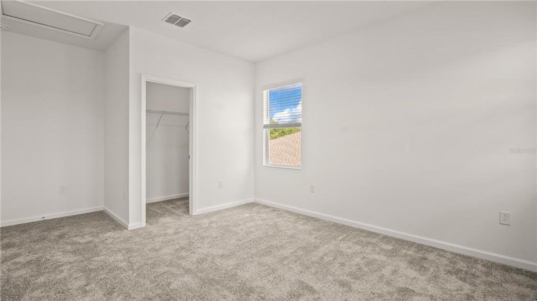 Spacious, unfurnished interior of a new home in Bridgewalk, St. Cloud (Image 11).