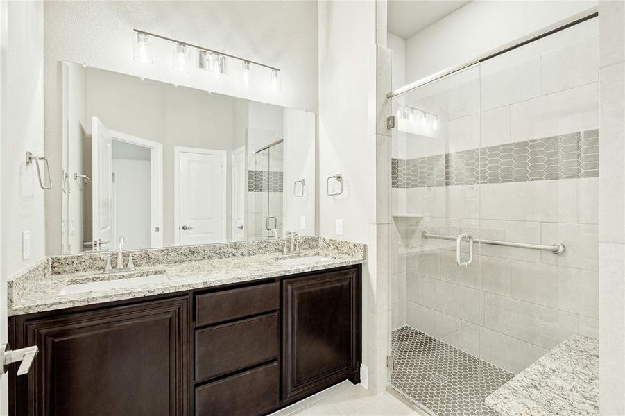 Furnished interior view inside a new home in Hampton Park, Glenn Heights (Image 9).