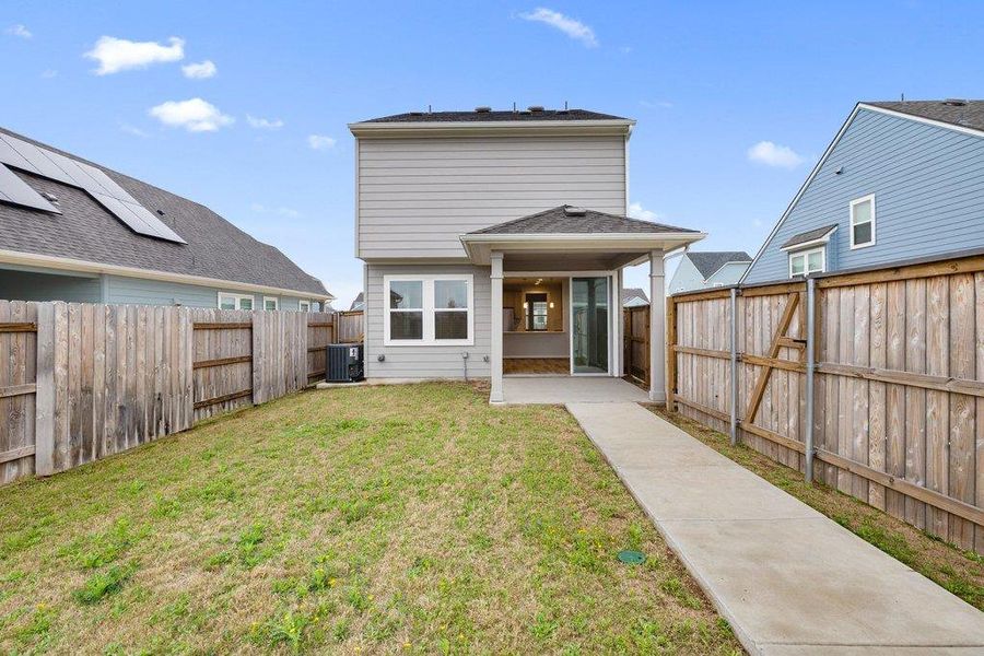 Exterior details and patio area of a home in Castlewood, Taylor (Image 3).