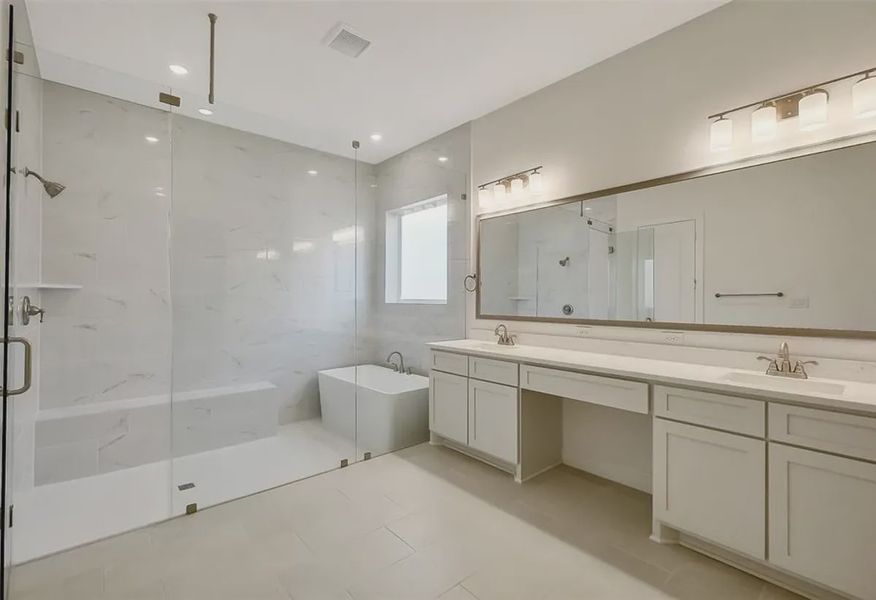 Homesite 6110 primary bath - 10 of 24