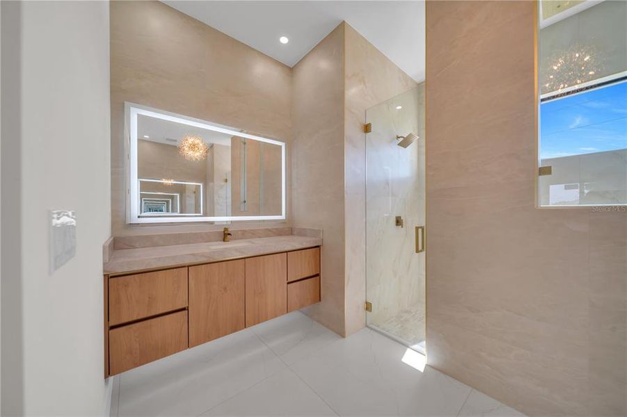 Furnished interior view inside a new home in , Cape Coral (Image 6).