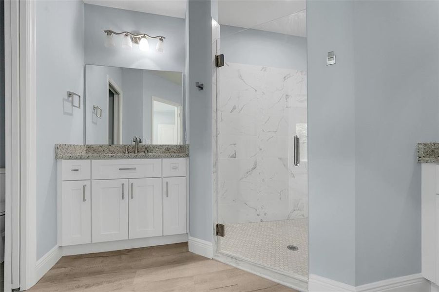 Furnished interior view inside a new home in , Deltona (Image 9).