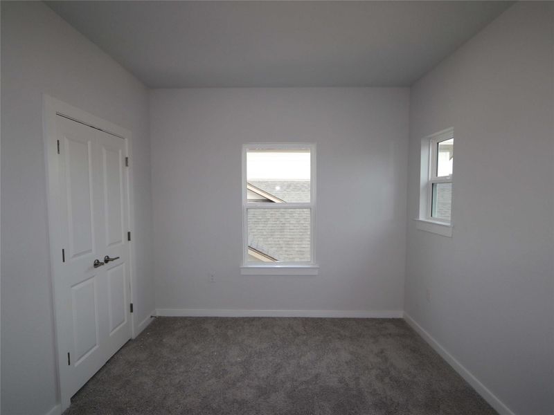 Spacious, unfurnished interior of a new home in Estancia West, Manchaca (Image 20). Spacious, unfurnished interior of a new home in Estancia West, Manchaca (Image 20).