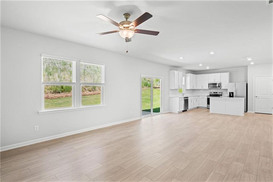 Spacious, unfurnished interior of a new home in Avery Ridge, Gainesville (Image 20).