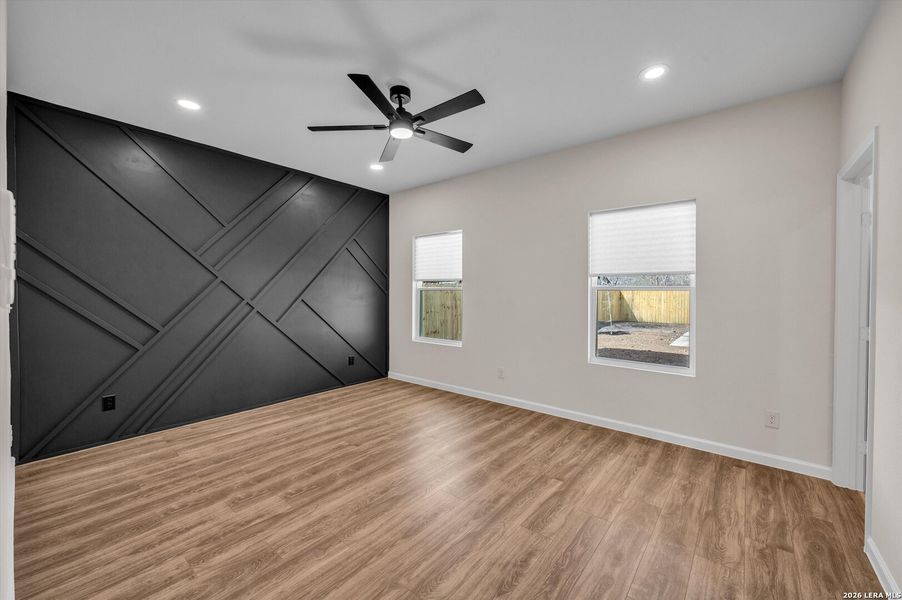 Spacious, unfurnished interior of a new home in , San Antonio (Image 14).