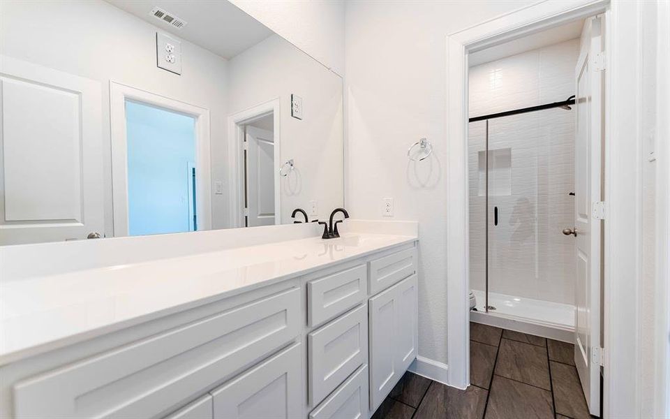 Furnished interior view inside a new home in Sonoma Verde, Rockwall (Image 11).