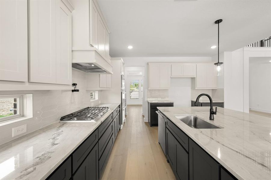1001 Hidden Lake- Kitchen-3 1001 Hidden Lake- Kitchen-3