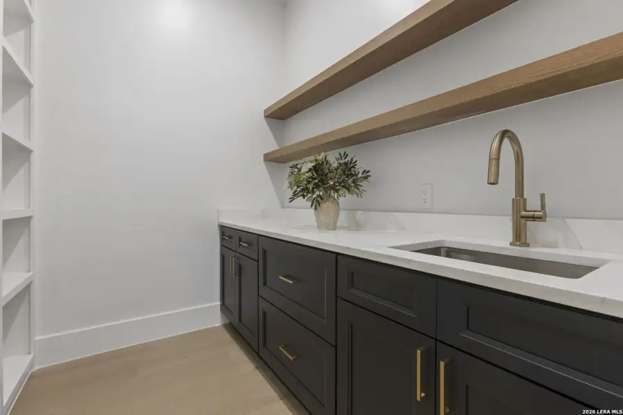 Close-up of interior finishes inside a home in , San Antonio (Image 19).
