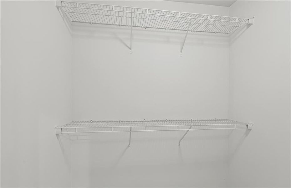 Spacious, unfurnished interior of a new home in Sierra Creek, Hoschton (Image 40).