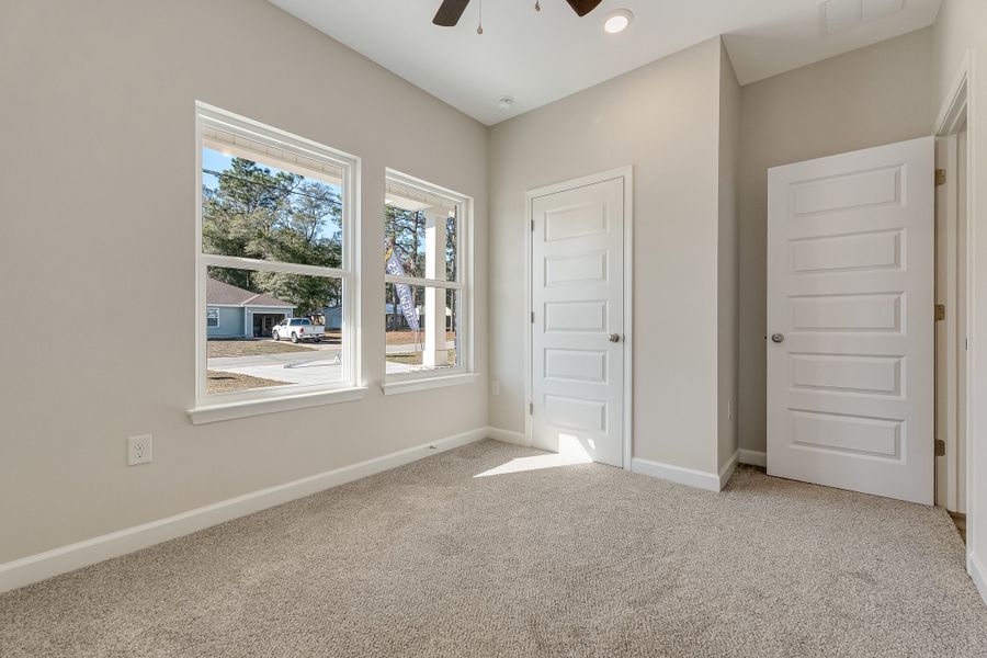 Spacious, unfurnished interior of a new home in Blossom Grove, Crestview (Image 32).