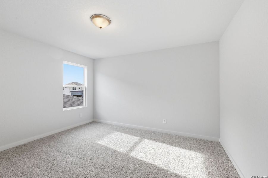 Spacious, unfurnished interior of a new home in The Meadows at Hunters Ranch, San Antonio (Image 21).