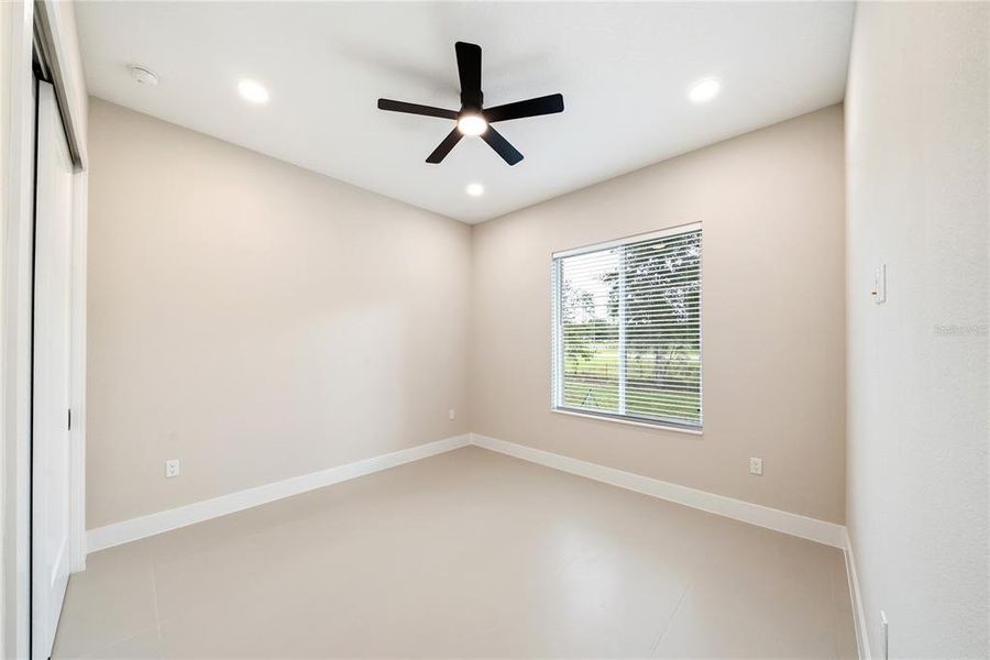 Spacious, unfurnished interior of a new home in , Ocala (Image 26).