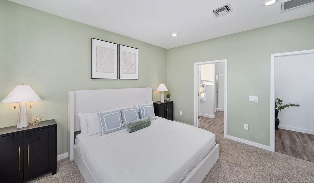 Furnished interior view inside a new home in Entrada Del Toro at Rancho Sahuarita, Sahuarita (Image 40).