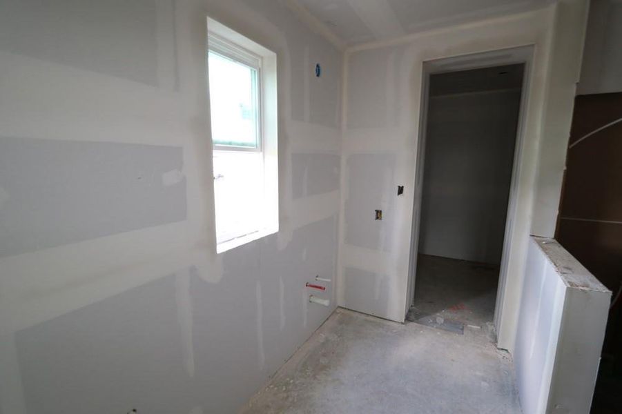 Spacious, unfurnished interior of a new home in Brookewater 45' Homesites, Rosenberg (Image 2). Spacious, unfurnished interior of a new home in Brookewater 45' Homesites, Rosenberg (Image 2).