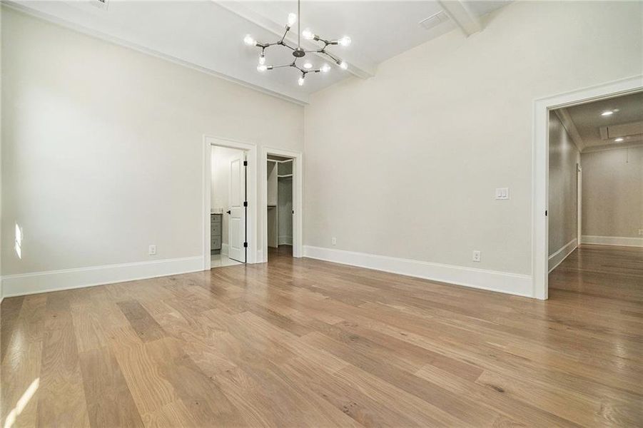 Spacious, unfurnished interior of a new home in , Bethlehem (Image 27).