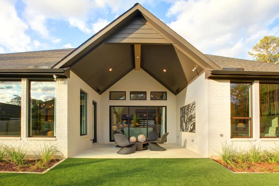 Eastland II F Outdoor Living Area Eastland II F Outdoor Living Area