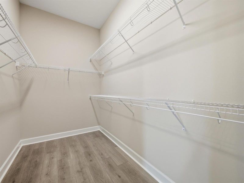 Primary_Bedroom_His_WIC