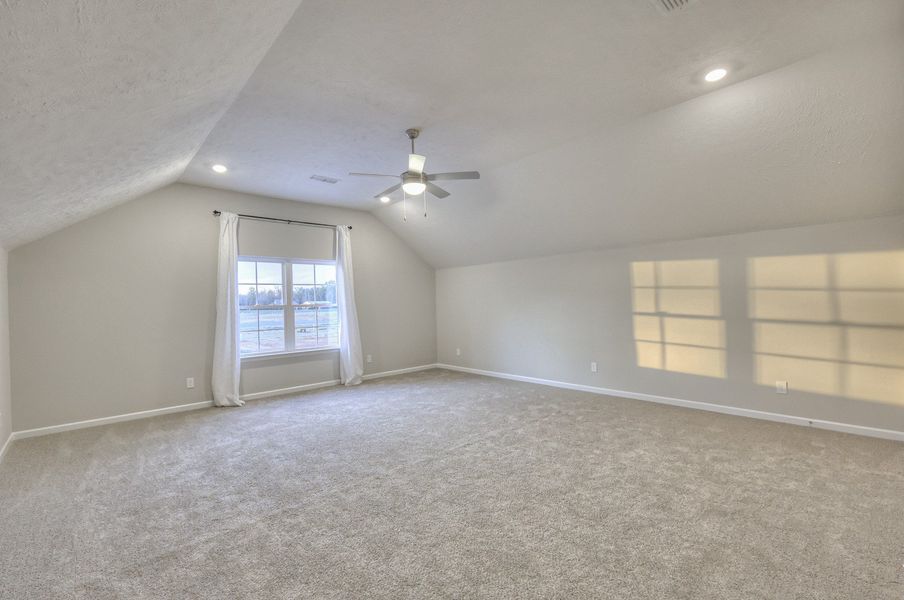 Spacious, unfurnished interior of a new home in Legacy Preserve, Tullahoma (Image 18). Spacious, unfurnished interior of a new home in Legacy Preserve, Tullahoma (Image 18).