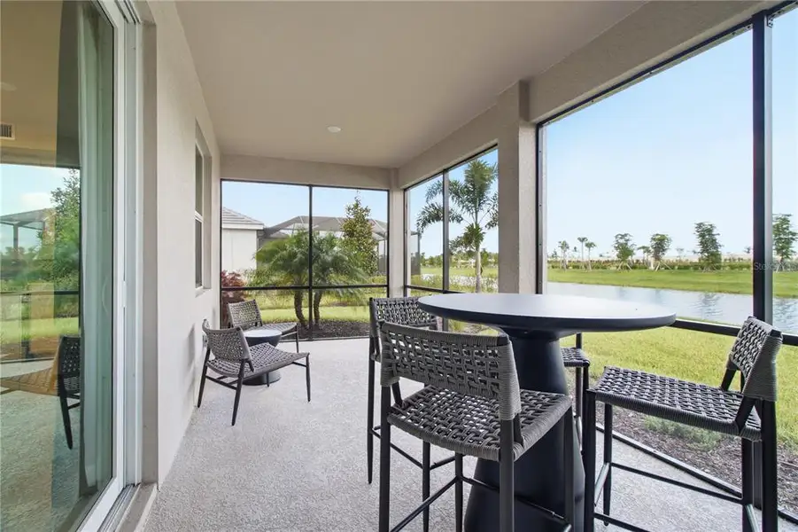 Exterior details and patio area of a home in , Lakewood Ranch (Image 24).