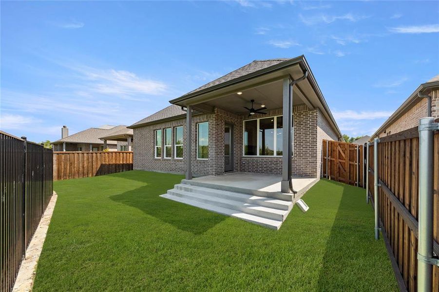 Front exterior of a new home in The Highlands, Rockwall, TX, highlighting curb appeal (Image 1).