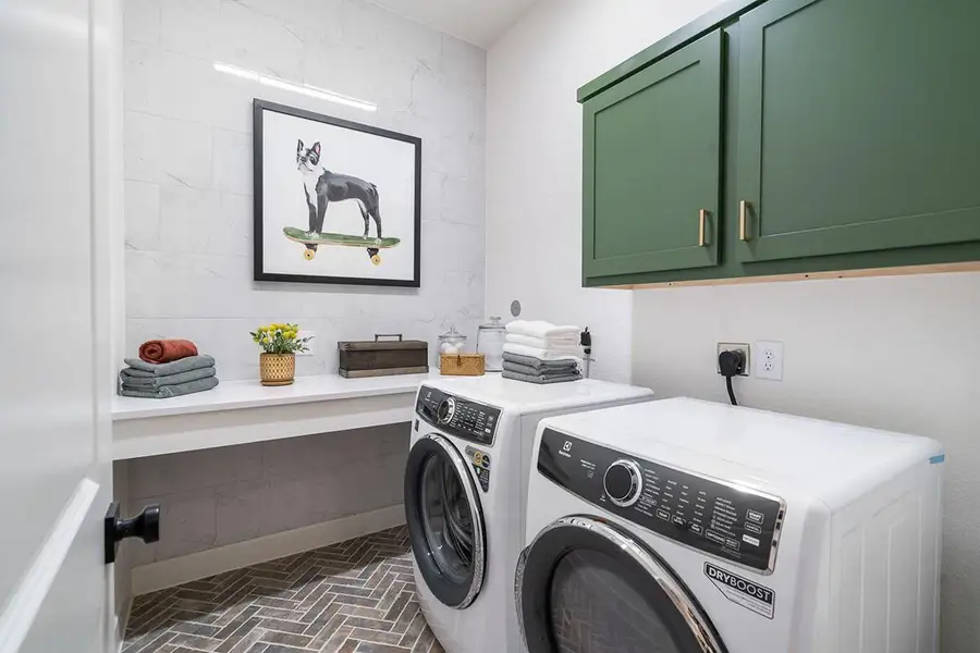 REPRESENTATIVE PHOTO - Photo does not represent actual home options and selection. Ask Sales consultant for specific selections.