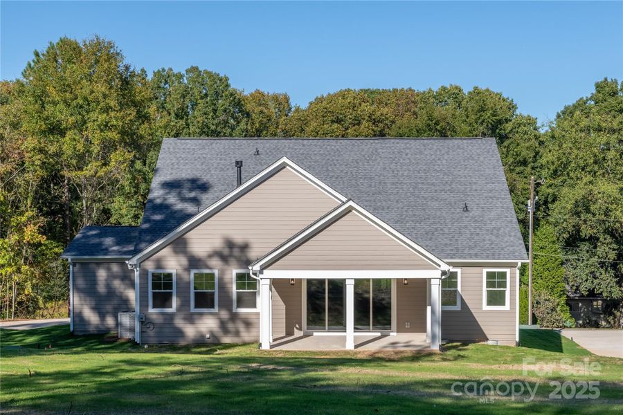 Front exterior of a new home in , Sherrills Ford, NC, highlighting curb appeal (Image 18). Front exterior of a new home in , Sherrills Ford, NC, highlighting curb appeal (Image 18).