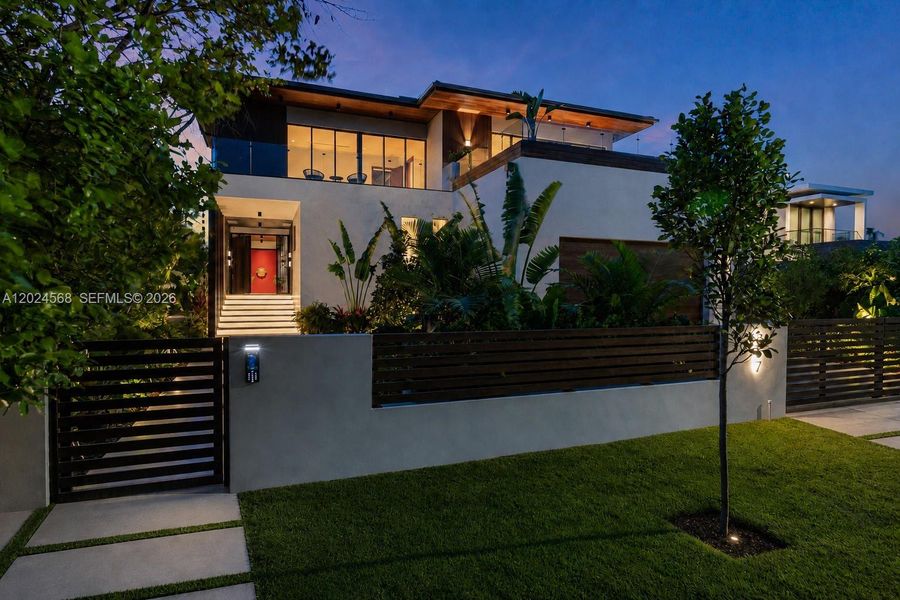 Image 43 of a home in .