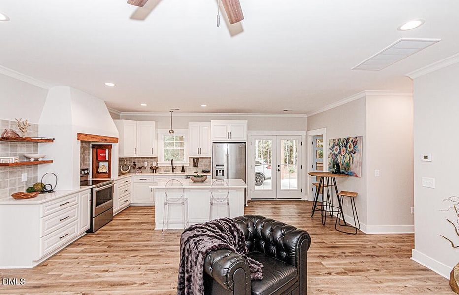 0024-IMG_0025 0024-IMG_0025