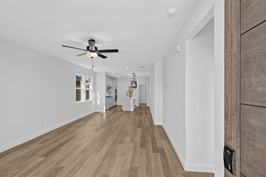 Spacious, unfurnished interior of a new home in North Sky Celina, Celina (Image 26). Spacious, unfurnished interior of a new home in North Sky Celina, Celina (Image 26).