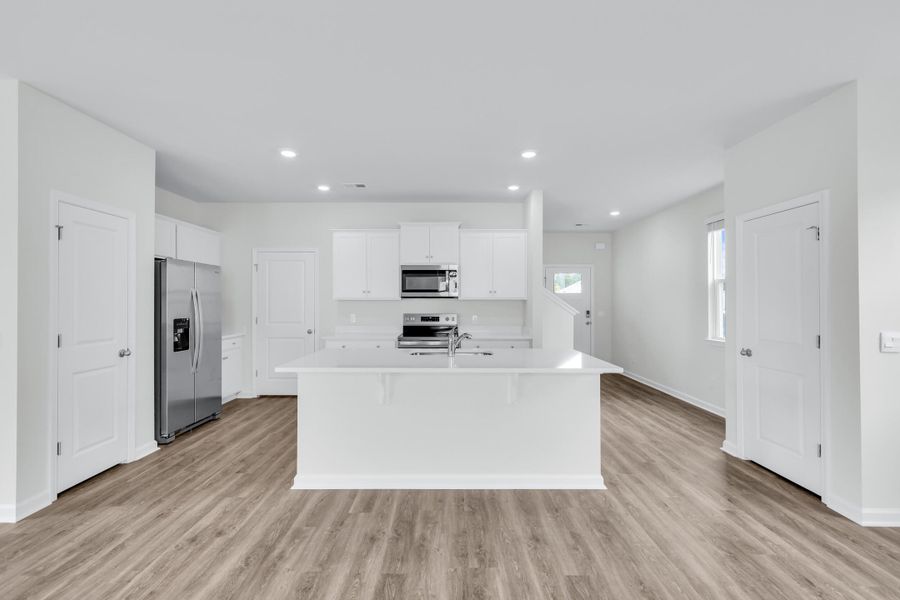 Furnished interior view inside a new home in Hillcrest, Ravenel (Image 9).