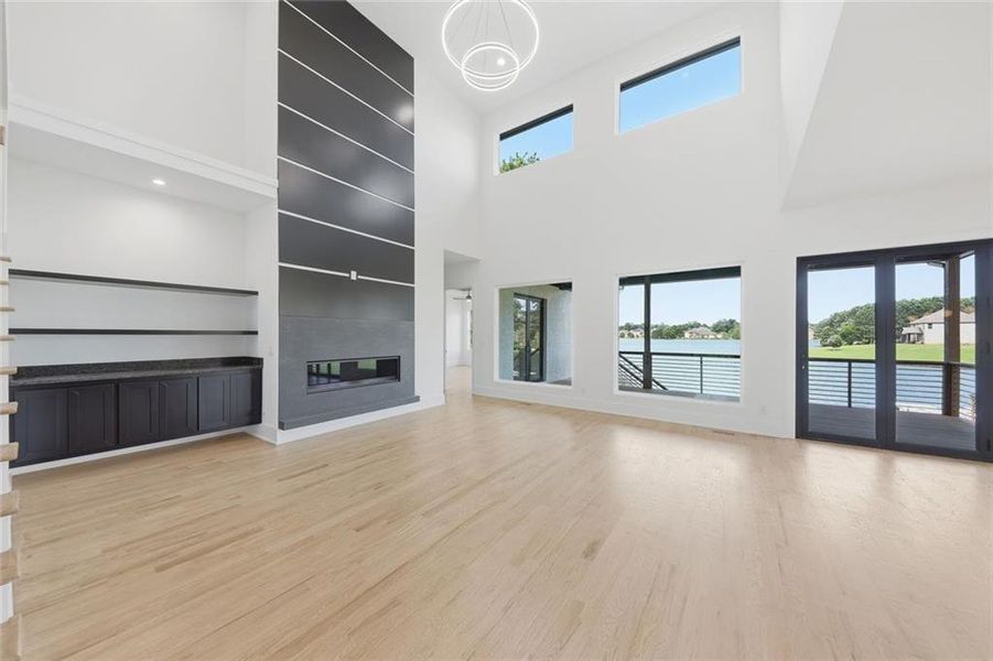 Spacious, unfurnished interior of a new home in , Hampton (Image 6).