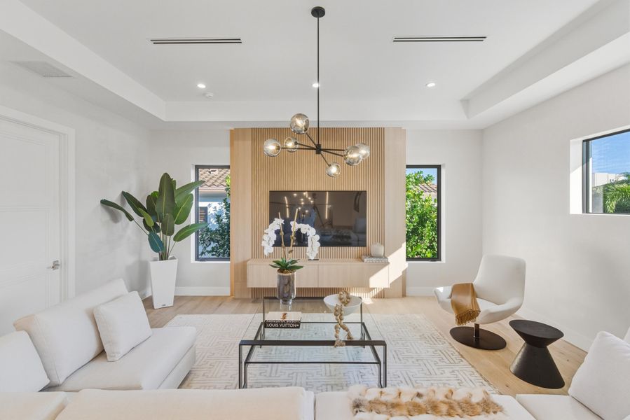 334 NE 3rd St Boca Raton FL-38