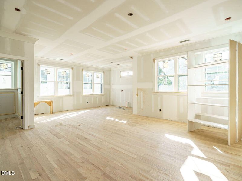 032-1280x960-bonus-room