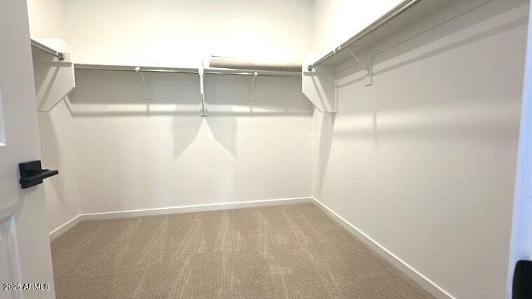 941AF840- (002) 941AF840- (002)