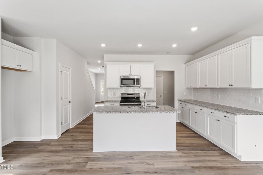 18-172 Central Townes Wy [2497031]_18