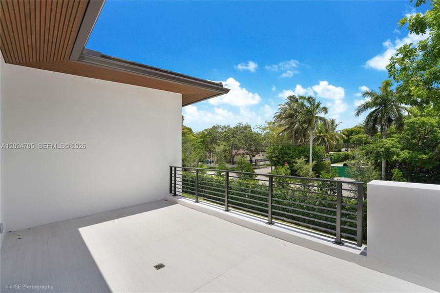 Exterior details and patio area of a home in , Pinecrest (Image 33).