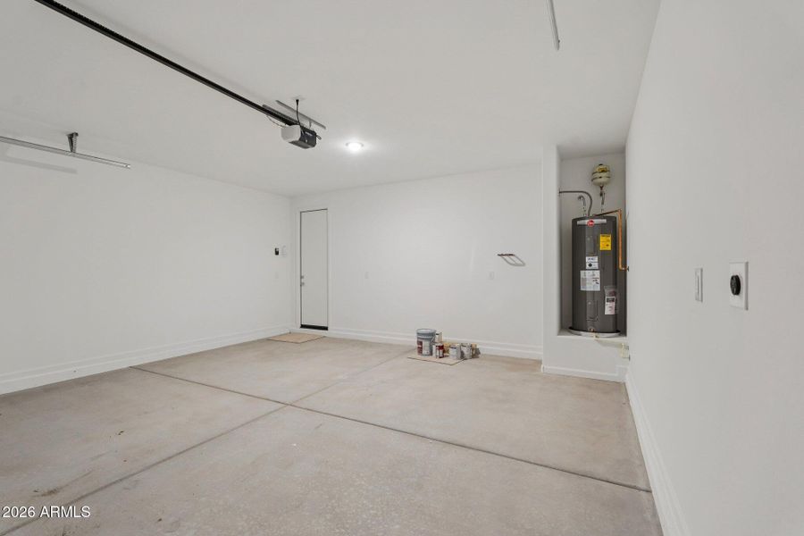 38-web-or-mls-S 95th Dr-S2201-038