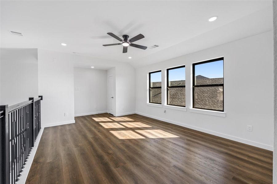 Spacious, unfurnished interior of a new home in , Manvel (Image 37). Spacious, unfurnished interior of a new home in , Manvel (Image 37).