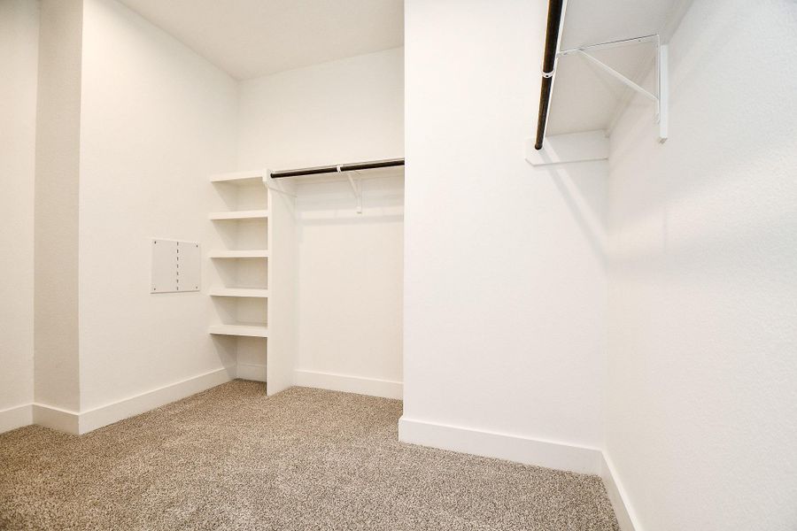 Spacious, unfurnished interior of a new home in Hills of Westlake, Conroe (Image 19). Spacious, unfurnished interior of a new home in Hills of Westlake, Conroe (Image 19).