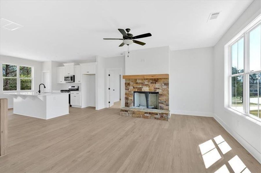 Spacious, unfurnished interior of a new home in , Douglasville (Image 13). Spacious, unfurnished interior of a new home in , Douglasville (Image 13).